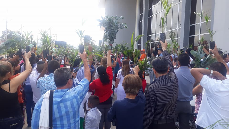 DOMINGO DE RAMOS EN EL HUILA 3