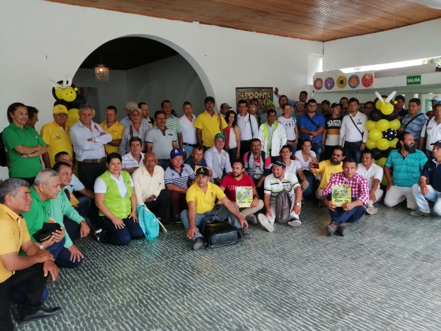 I ENCUENTRO APICOLA 1